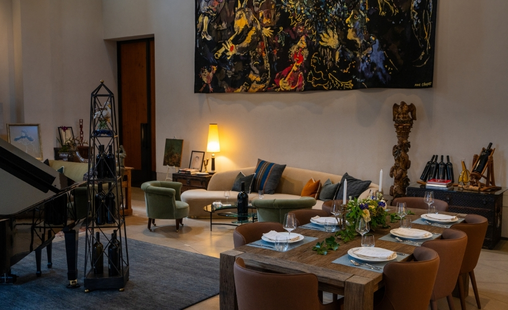 MH-Chagall-Slider-Room